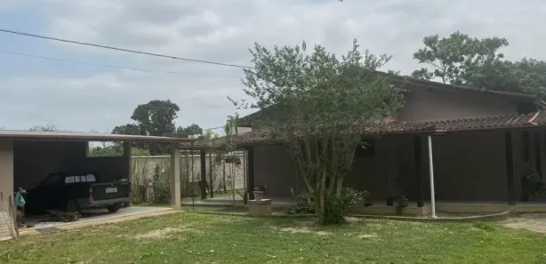 Fazenda / Sítio / Chácara com 4 Quartos à venda, 10000m² no Papucaia, Cachoeiras de Macacu