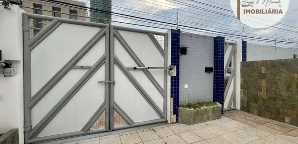 Casa com 4 Quartos para venda ou aluguel, 350m² no Santa Mônica, Feira de Santana