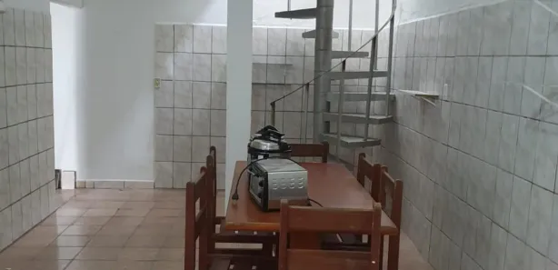 Casa de Vila com 3 Quartos para alugar, 75m² no Vila Oceanopolis, Mongaguá
