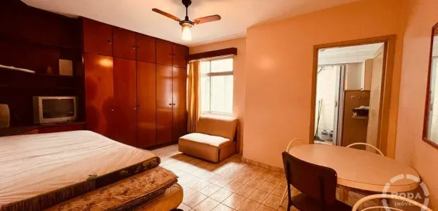 Kitnet para alugar, 40m² no Gonzaga, Santos