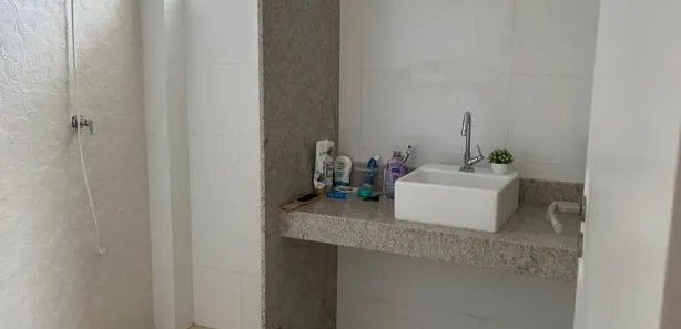 Casa de Condomínio com 5 Quartos para alugar, 240m² no , Paudalho
