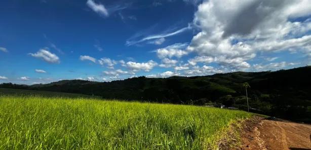 Terreno / Lote / Condomínio à venda, 600m² no Centro, Arujá