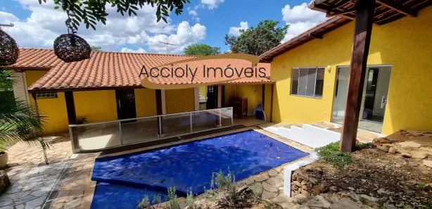 Casa de Condomínio com 5 Quartos para alugar, 300m² no Setor Habitacional Jardim Botânico, Brasília