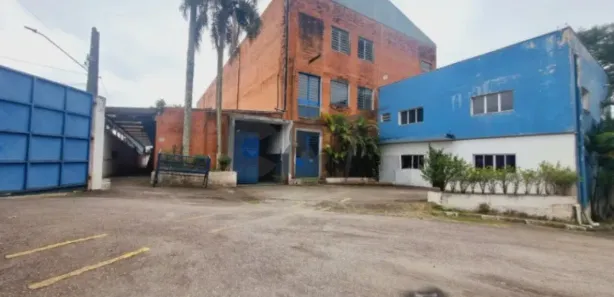 Galpão / Depósito / Armazém para venda ou aluguel, 6353m² no Centro, Embu-Guaçu