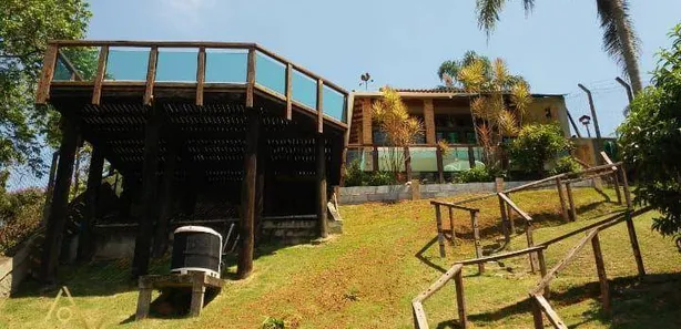 Fazenda / Sítio / Chácara com 3 Quartos à venda, 550m² no Água Branca, Igaratá