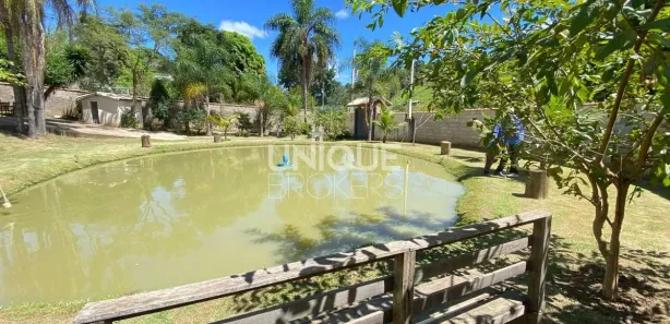 Fazenda / Sítio / Chácara com 3 Quartos à venda, 1900m² no Centro, Mairinque