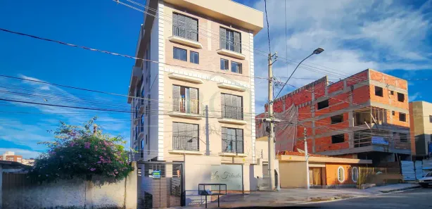 Apartamento com 2 Quartos para alugar, 60m² no Funcionários, Poços de Caldas