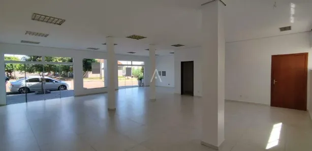 Conjunto Comercial / Sala para alugar, 100m² no Jardim Gisela, Toledo