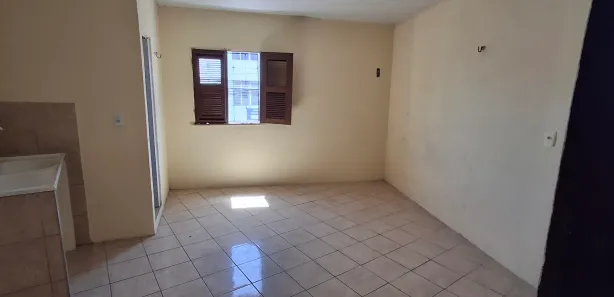 Kitnet com 1 Quarto para alugar, 30m² no Centro, Fortaleza