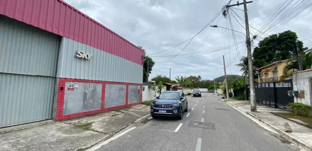 Galpão / Depósito / Armazém à venda, 360m² no Piratininga, Niterói
