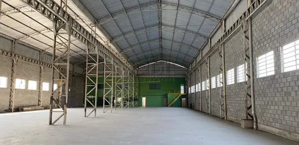 Galpão / Depósito / Armazém com 1 Quarto à venda, 2640m² no Centro, Embu-Guaçu