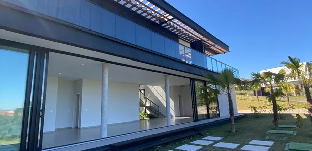 Casa de Condomínio com 5 Quartos para venda ou aluguel, 504m² no Serra Azul, 