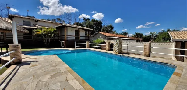 Fazenda / Sítio / Chácara com 4 Quartos à venda, 1024m² no Estância Lago Azul (Ártemis), Piracicaba