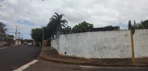 Galpão / Depósito / Armazém à venda, 151m² no Vila Vieira (Vila Xavier), Araraquara