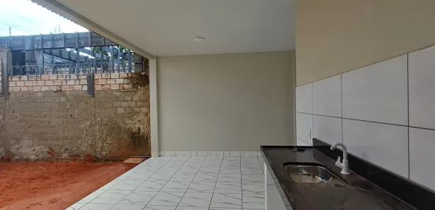 Casa com 3 Quartos para alugar, 300m² no Diamantino, Santarém