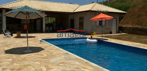 Fazenda / Sítio / Chácara com 2 Quartos à venda, 100m² no , Igaratá