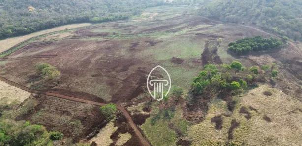 Fazenda / Sítio / Chácara à venda, 1089000m² no Uraí, Uraí