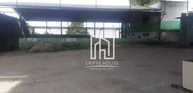 Galpão / Depósito / Armazém para venda ou aluguel, 1500m² no Chácaras Rio-Petrópolis, Duque de Caxias