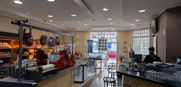 Prédio Inteiro para alugar, 900m² no Jaguaré, São Paulo