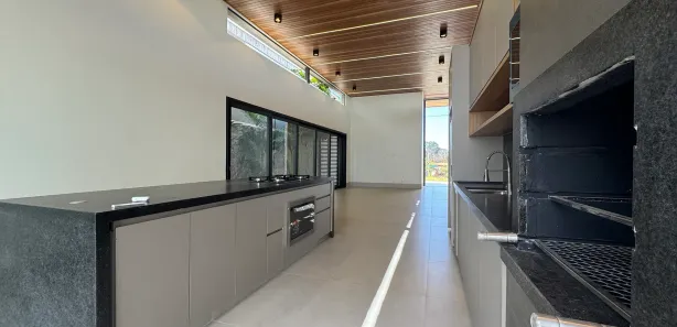Casa de Condomínio com 3 Quartos à venda, 196m² no Jardins Nápoles, Senador Canedo