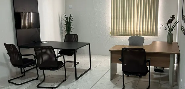 Andar / Laje corporativa para alugar, 25m² no Centro, Caucaia