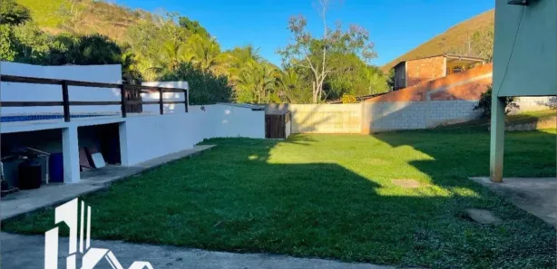 Fazenda / Sítio / Chácara com 2 Quartos à venda, 1770m² no Chácara Farani, Barra do Piraí