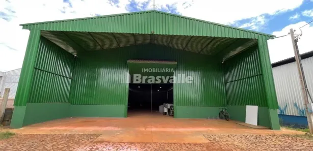 Galpão / Depósito / Armazém à venda, 675m² no Parque Ind. Alvisio Schneider, Corbélia