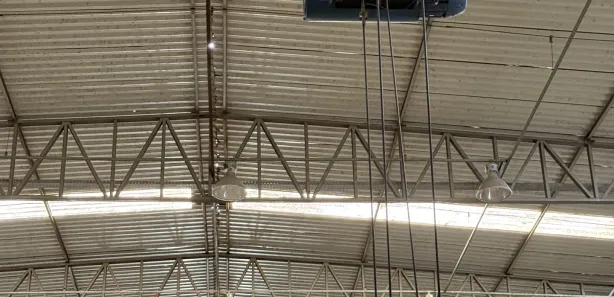 Galpão / Depósito / Armazém para alugar, 5000m² no Centro, Escada