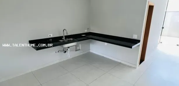 Casa com 4 Quartos à venda, 160m² no Brasília, Londrina