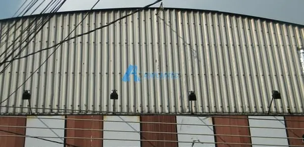 Galpão / Depósito / Armazém para venda ou aluguel, 440m² no Centro, Nilópolis