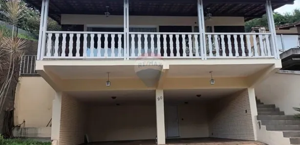 Casa com 4 Quartos à venda, 240m² no Centro, Bom Jardim