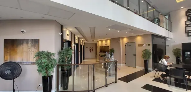 Conjunto Comercial / Sala para alugar, 33m² no Cristo Rei, Curitiba
