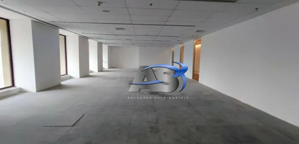 Conjunto Comercial / Sala para alugar, 205m² no Cidade Jardim, São Paulo