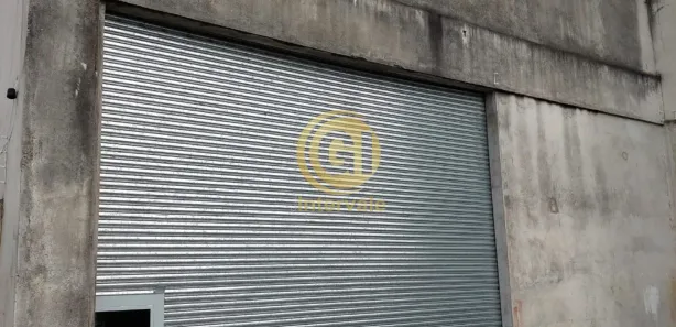 Galpão / Depósito / Armazém para alugar, 290m² no Centro, Taubaté