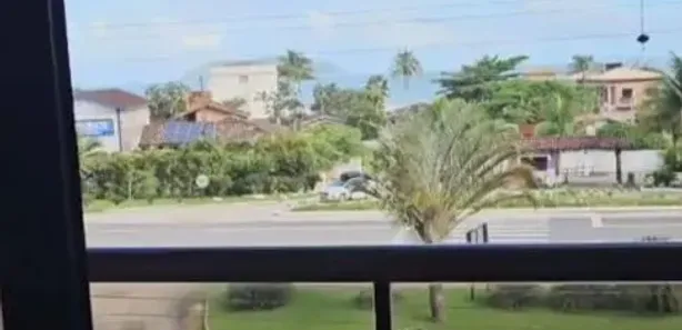 Apartamento com 2 Quartos para alugar, 66m² no Maranduba, Ubatuba