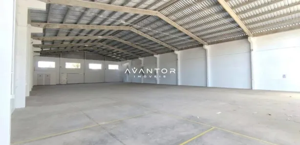Galpão / Depósito / Armazém com 1 Quarto à venda, 144m² no Pinheiro Machado, Santa Maria
