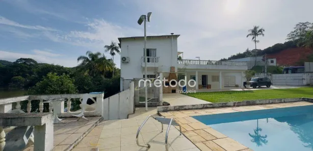 Fazenda / Sítio / Chácara com 4 Quartos à venda, 370m² no Fazenda Palao (Alpes de Guararema), Guararema