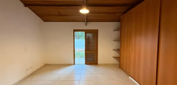 Casa com 3 Quartos para venda ou aluguel, 300m² no Jardim do Golf I, Jandira