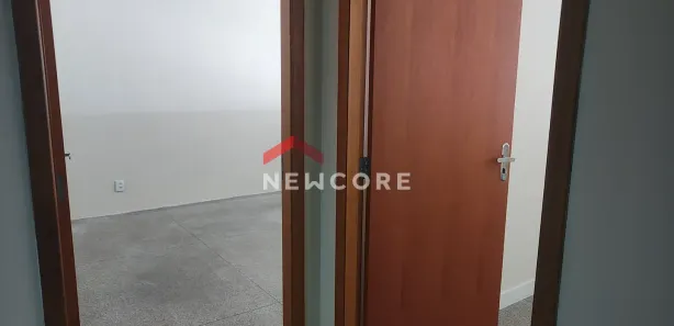 Conjunto Comercial / Sala à venda, 40m² no Centro, Atibaia