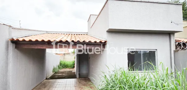 Casa com 2 Quartos à venda, 75m² no Setor Barcelos, Trindade