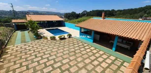 Fazenda / Sítio / Chácara com 3 Quartos à venda, 200m² no Dona Catarina, Mairinque