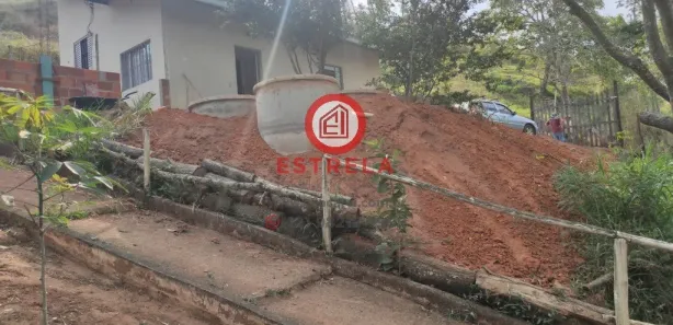 Fazenda / Sítio / Chácara com 2 Quartos à venda, 754m² no Jardim Colônia, Jacareí