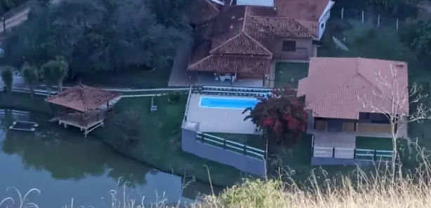 Fazenda / Sítio / Chácara com 5 Quartos à venda, 72600m² no Rialto, Barra Mansa