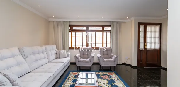 Casa com 5 Quartos para venda ou aluguel, 207m² no Jardim Social, Curitiba