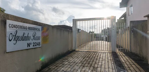 Sobrado com 4 Quartos à venda, 93m² no Centro, Campo Largo
