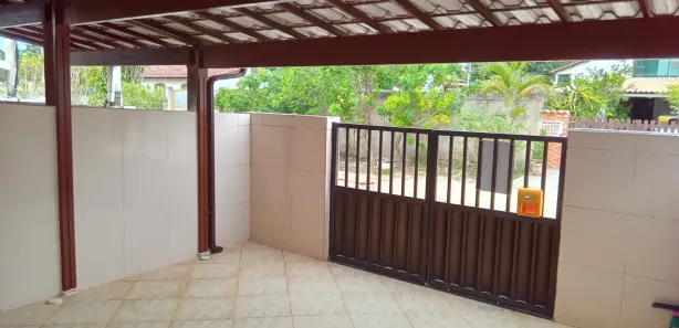 Casa com 2 Quartos à venda, 75m² no Vila Capri, Araruama