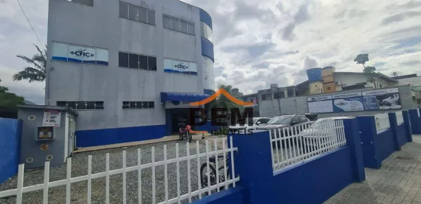 Conjunto Comercial / Sala para alugar, 80m² no Areias, Camboriú