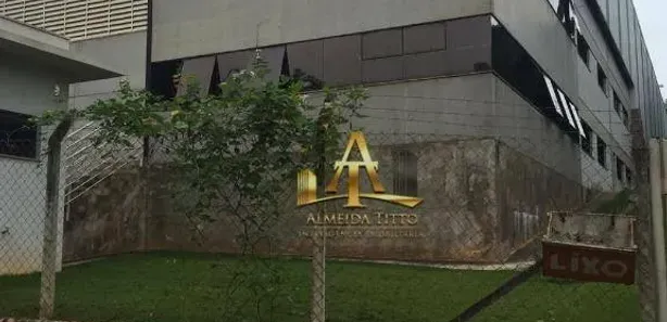 Galpão / Depósito / Armazém à venda, 2400m² no Centro, Araçariguama