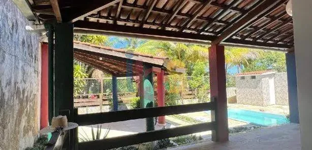 Casa com 3 Quartos à venda, 250m² no Olivença, Ilhéus