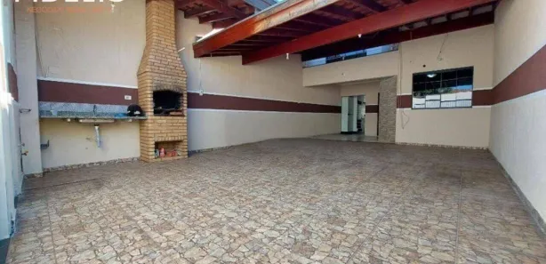 Sobrado com 3 Quartos à venda, 171m² no Parque Residencial Jaguari, Americana